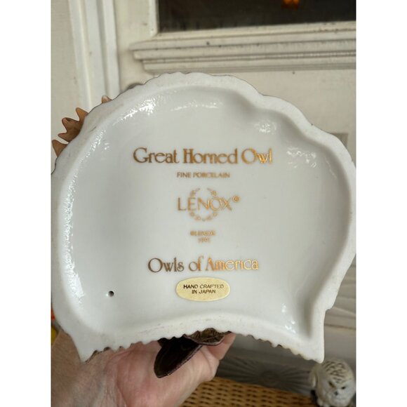 Vintage 70's Lenox Bisque Porcelain Great Horned Owl Figurine 8" - Picture 4 of 12